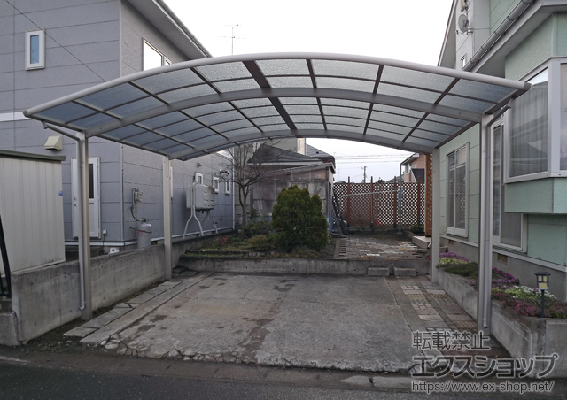 青森県十和田市ののカーポート レイナツインポートグラン　積雪〜20cm対応 施工例