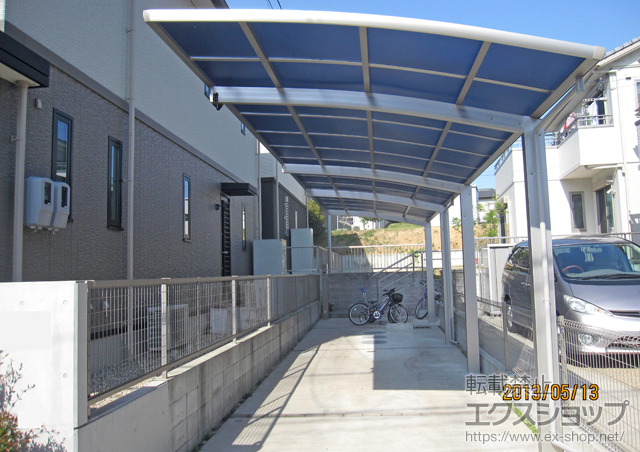 愛知県豊田市ののカーポート レイナポートグラン 縦連棟 積雪〜20cm対応 施工例