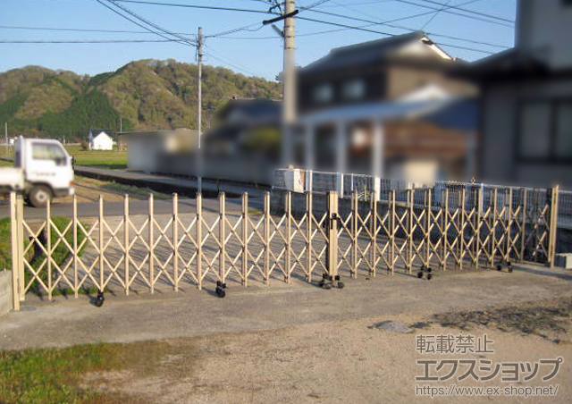 岡山県岡山市ののカーゲート トリップゲート PB型 ノンレール 両開き 施工例