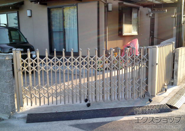 香川県高松市ののカーゲート レイオス 3型　角地セット【30SJ＋19T】 施工例