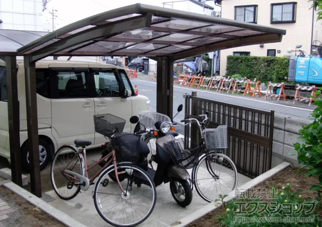 静岡県浜松市のLIXIL リクシル（トステム）のサイクルポート・自転車置き場 カーブポートシグマIII ミニ 積雪～30cm対応 施工例