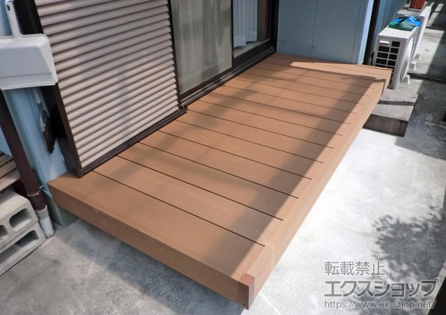 愛知県岡崎市のLIXIL リクシル（トステム）のウッドデッキ リコステージII 施工例