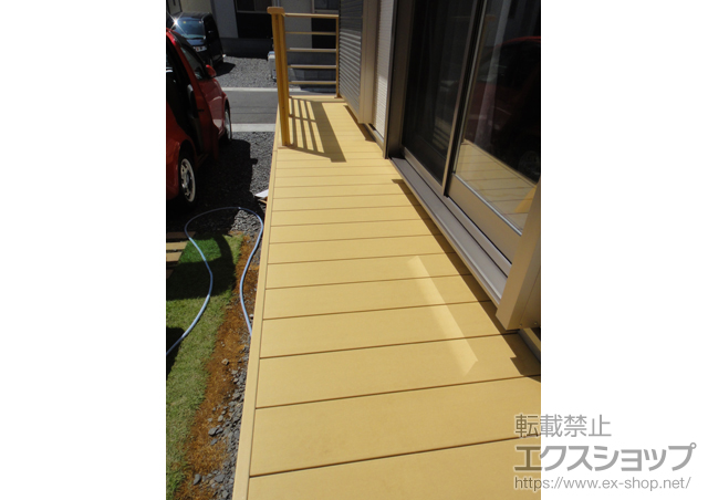 埼玉県足立郡伊奈町ののウッドデッキ 樹ら楽ステージ+デッキフェンス 施工例