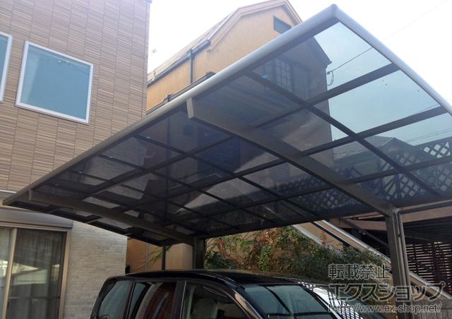 兵庫県伊丹市のLIXIL リクシル（トステム）のカーポート カーブポートシグマIII 積雪〜30cm対応 施工例