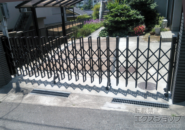 大阪府茨木市ののカーゲート レイオス1型 ノンレール 片開き 施工例