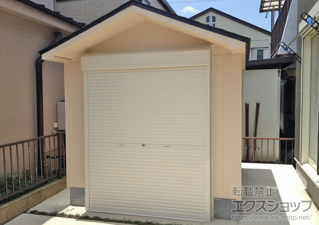 千葉県流山市のLIXIL リクシル（トステム）のガレージシャッター ガレージシャッタークワトロ 手動式 外部付タイプ 施工例