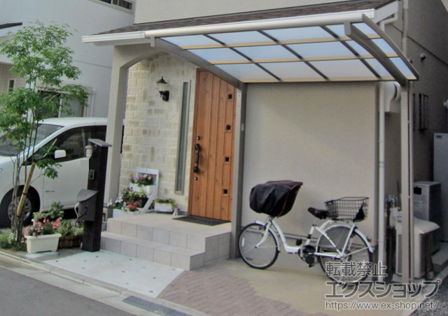 大阪府三島郡島本町のLIXIL リクシル（トステム）のサイクルポート・駐輪場 カーブポートシグマIII ミニ 施工例