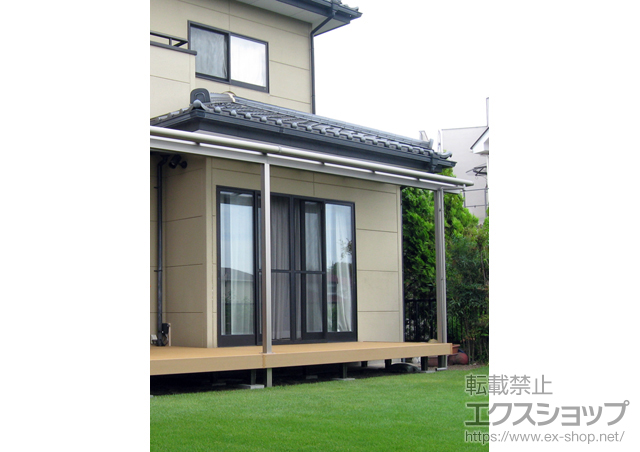 群馬県前橋市ののテラス屋根、ウッドデッキ ライザーテラスII F型 テラスタイプ 単体 積雪〜20cm対応 施工例