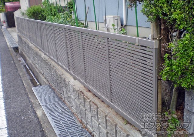 大阪府和泉市ののフェンス・柵 シャレオR1型フェンス フリーポールタイプ 施工例