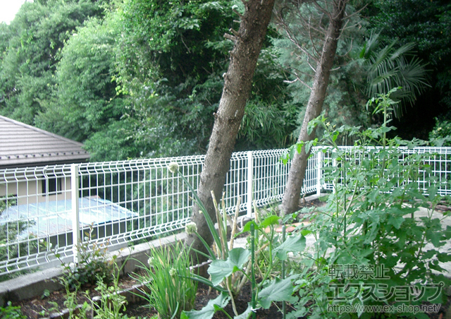 神奈川県横浜市ののフェンス・柵 ハイグリッドフェンスUF8型 フリーポールタイプ 施工例