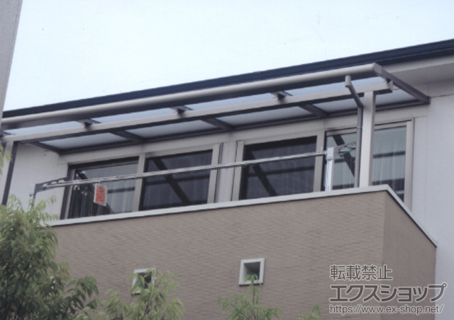愛知県名古屋市のLIXIL リクシル（トステム）のバルコニー・ベランダ屋根 ライザーテラスII F型 屋根タイプ 単体 積雪〜20cm対応 施工例