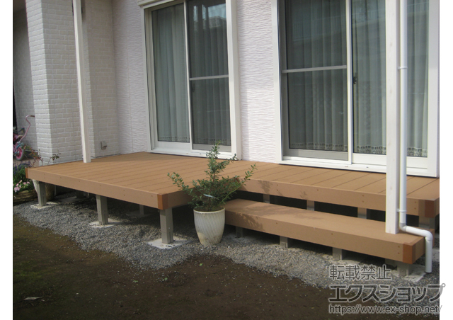 埼玉県八潮市ののウッドデッキ リウッドデッキ200 施工例