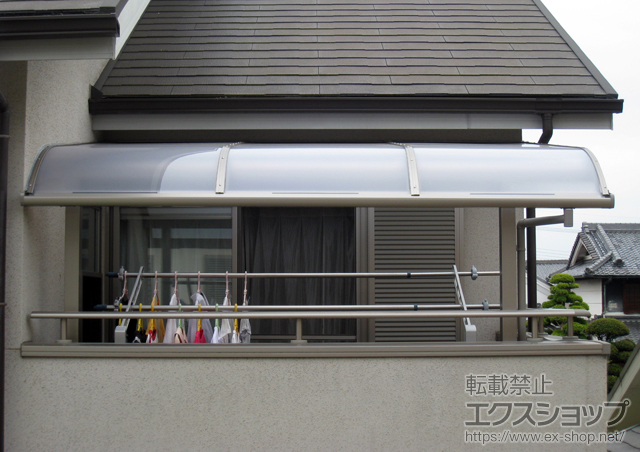 奈良県香芝市のLIXIL リクシル（トステム）のバルコニー・ベランダ屋根 ライザーテラスII R型 屋根タイプ 単体 積雪〜20cm対応 施工例