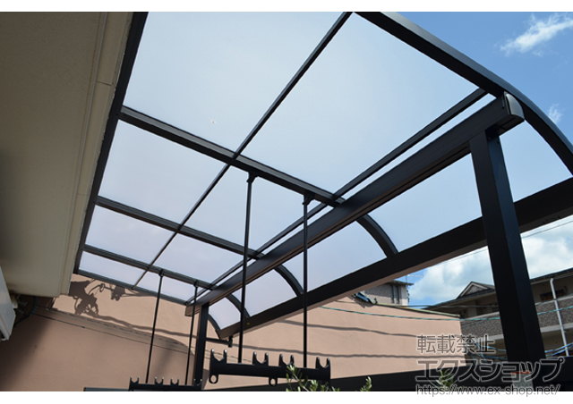 京都府京都市のLIXIL リクシル（トステム）のバルコニー・ベランダ屋根 ライザーテラスII R型 屋根タイプ 単体 積雪〜20cm対応 施工例