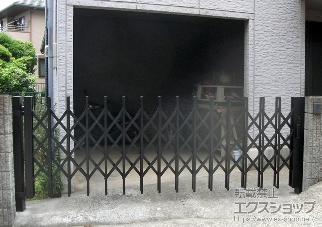 神奈川県横浜市ののカーゲート リフティングアコーHG ノンキャスター 片開き 施工例