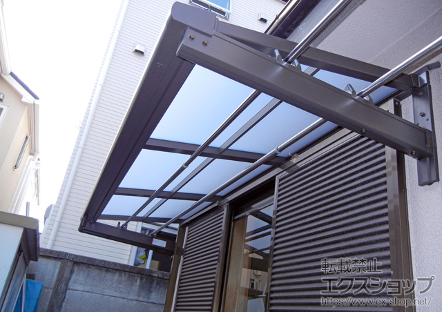 東京都世田谷区のLIXIL リクシル（トステム）のウッドデッキ リコステージII 施工例