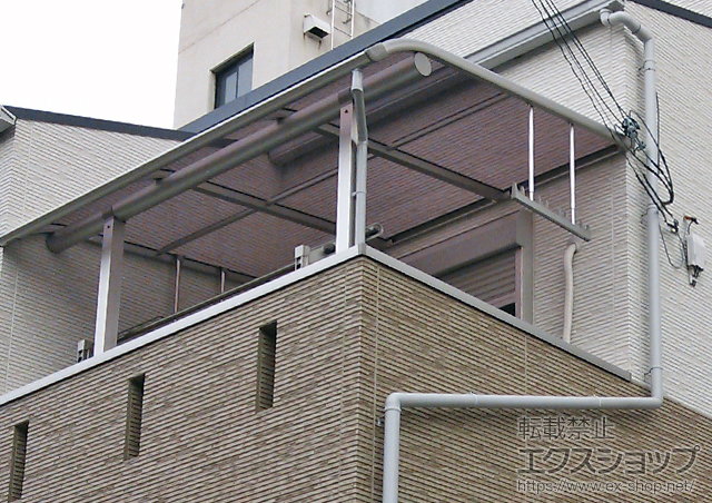 大阪府大阪市ののバルコニー・ベランダ屋根 ヴェクター R型 屋根タイプ 単体 積雪〜20cm対応 施工例