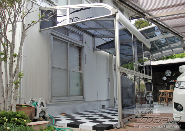 山口県山口市ののテラス屋根 ヴェクターテラス R型 テラスタイプ 単体 積雪〜20cm対応+前面パネル 2段仕様/妻パネル 施工例