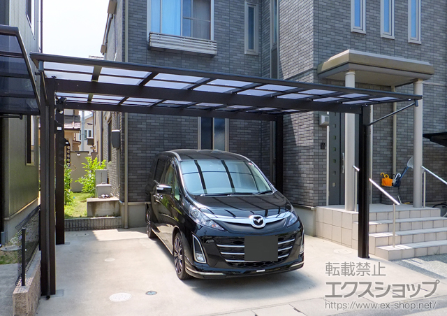 広島県東広島市ののカーポート エフルージュ ツイン 積雪〜20cm対応+エフルージュ ツイン 水平式物干し テラス屋根用 2本入 施工例