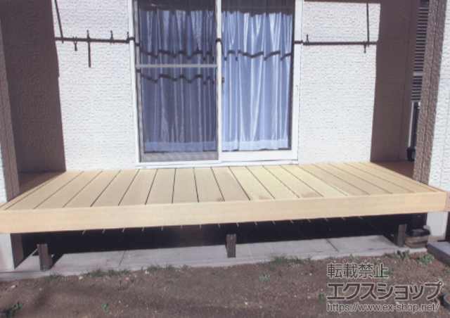 福島県郡山市のLIXIL リクシル（トステム）のウッドデッキ 樹ら楽ステージ 施工例