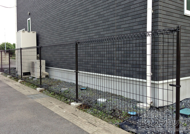 栃木県宇都宮市ののフェンス・柵 メッシュフェンスM0 施工例