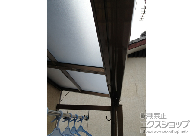 京都府京都市のLIXIL リクシル（トステム）のバルコニー・ベランダ屋根 ライザーテラスII F型 屋根タイプ 単体 積雪〜20cm対応 施工例