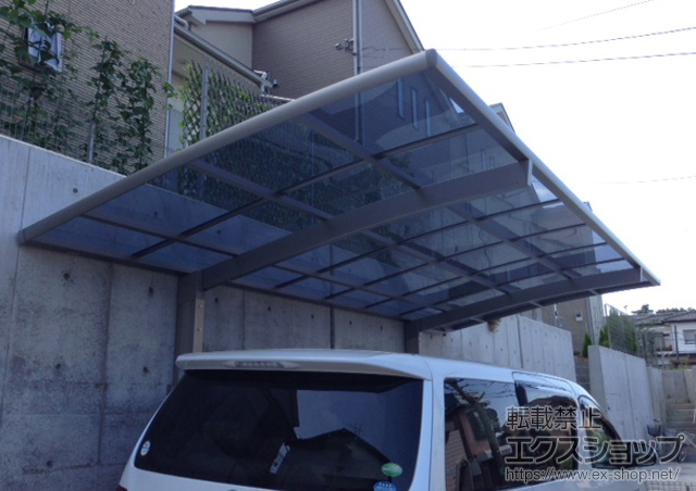 千葉県柏市のLIXIL リクシル（トステム）のカーポート カーブポートシグマIII 積雪〜30cm対応 施工例