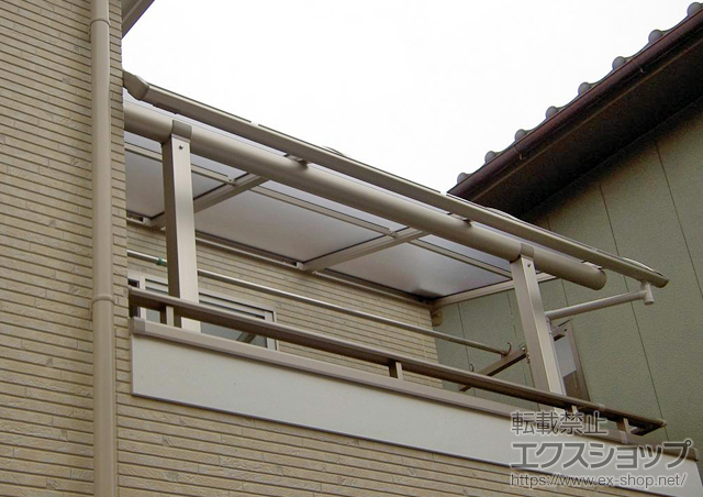 愛知県名古屋市ののバルコニー・ベランダ屋根 ヴェクターテラス R型 屋根タイプ 単体 積雪〜20cm対応 施工例