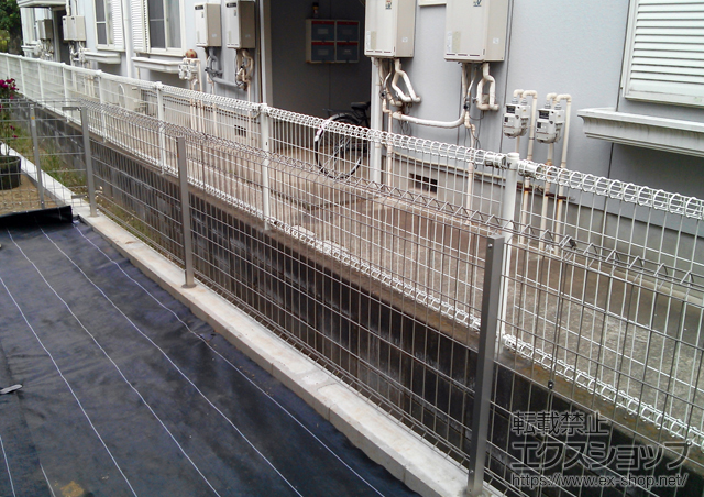 千葉県柏市ののフェンス・柵 イーネットフェンス1F型 自由柱タイプ 施工例