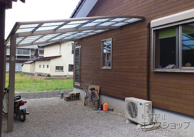 滋賀県長浜市のLIXIL リクシル（トステム）のカーポート ルーフポートシグマIII 積雪〜20cm対応 施工例