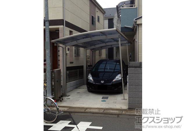 埼玉県上尾市ののカーポート レイナポートグラン 延長　積雪〜20cm対応＋レイナポートグラン用着脱式サポート柱 施工例