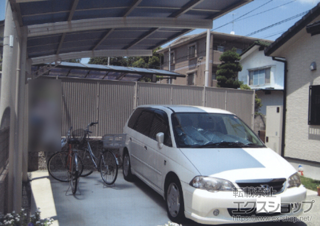 熊本県熊本市ののカーポート レイナポートグラン　積雪〜20cm対応+水平式物干し 2本入り 施工例