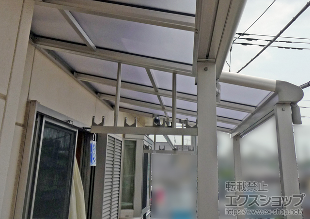 埼玉県越谷市ののバルコニー・ベランダ屋根 ヴェクターテラス F型 テラスタイプ 単体 積雪〜20cm対応 施工例