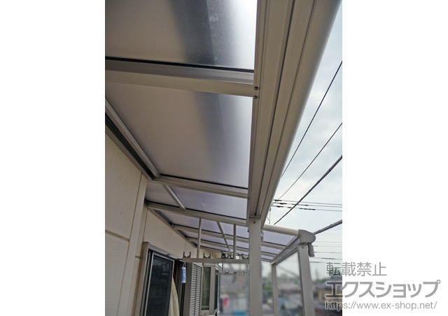 埼玉県越谷市ののバルコニー・ベランダ屋根 ヴェクターテラス F型 テラスタイプ 連棟 積雪〜20cm対応 施工例
