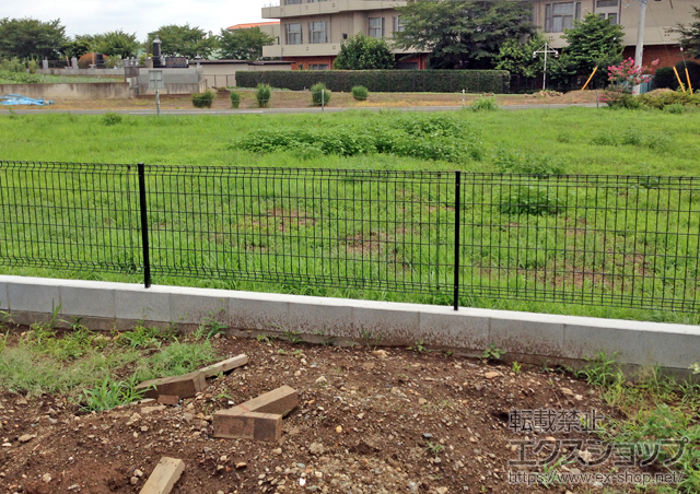 埼玉県坂戸市ののフェンス・柵 ハイグリッドフェンスN8型 施工例