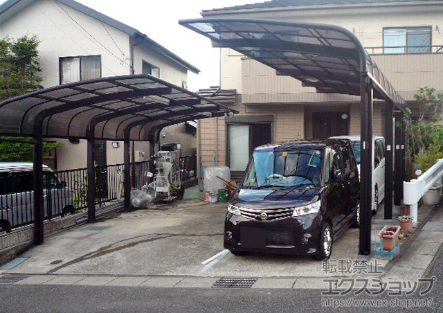 静岡県沼津市のLIXIL リクシル（トステム）のカーポート テールポートシグマIII 縦連棟 積雪〜30cm対応 施工例