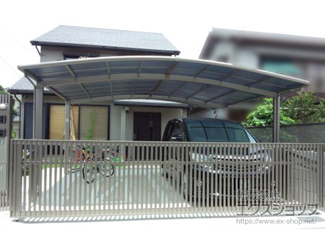 大阪府堺市のLIXIL リクシル（トステム）のカーポート カーブポートシグマIII ワイド 積雪〜20cm対応 施工例