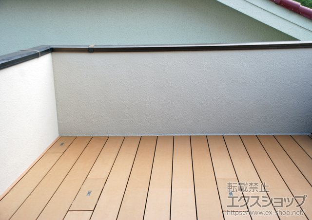 兵庫県神戸市のLIXIL リクシル（トステム）のウッドデッキ フルフラットフロア 施工例