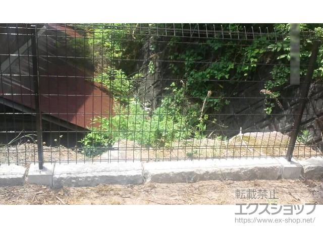 三重県伊賀市ののフェンス・柵 メッシュフェンス G10-R フリー支柱タイプ 施工例