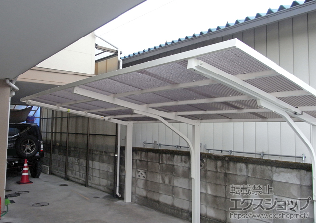 群馬県吾妻郡東吾妻町ののカーポート カーポート2CP-U型 積雪〜20cm対応+カーポート2CP-U型用 収納式サポート3本入 施工例