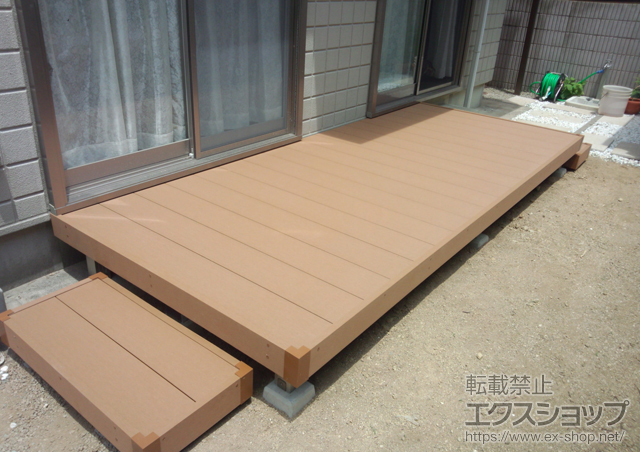 大阪府泉南郡熊取町ののウッドデッキ リウッドデッキ 200+独立式リウッドステップ2型 施工例
