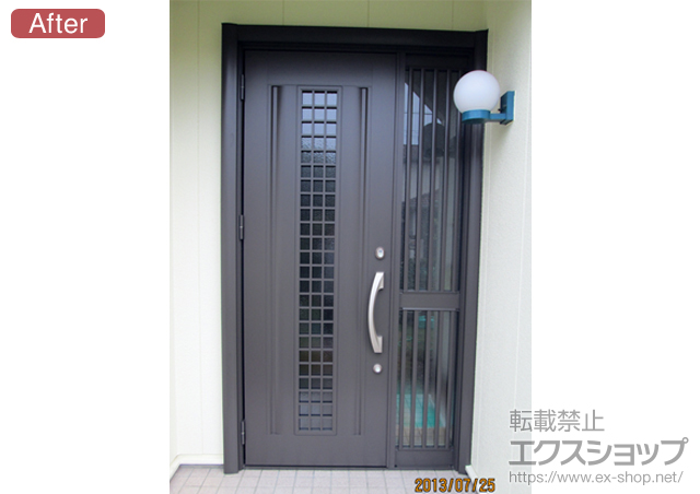 三重県桑名市のLIXIL リクシル（トステム）の玄関ドア リシェント S1型 飾り中桟付 施工例