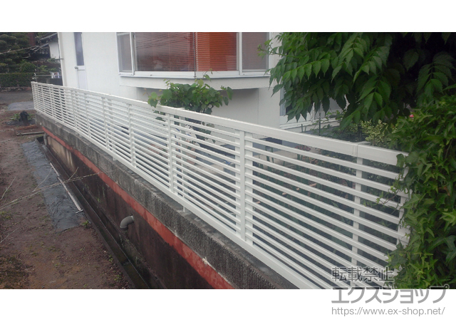 岡山県津山市ののフェンス・柵 シャレオR9型フェンス フリーポールタイプ 施工例