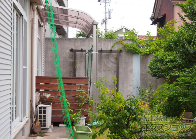 愛知県名古屋市のLIXIL リクシル（トステム）のテラス屋根 ライザーテラスII R型 テラスタイプ 単体 積雪〜20cm対応 施工例