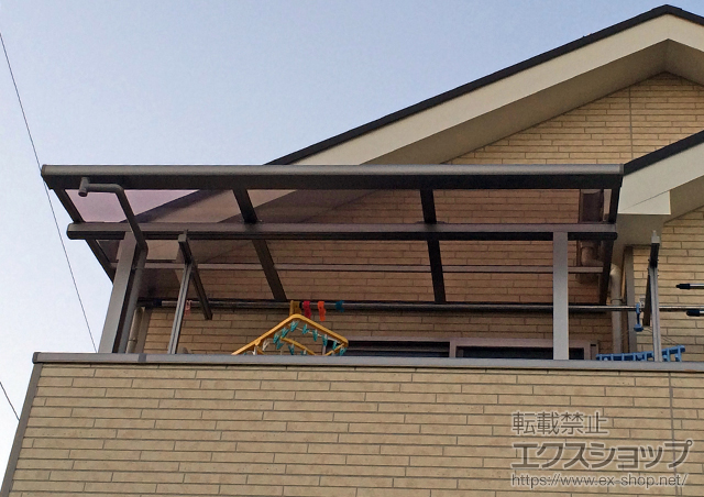 静岡県静岡市のLIXIL リクシル（トステム）のバルコニー・ベランダ屋根 ライザーテラスII F型 屋根タイプ 単体 積雪〜20cm対応 施工例