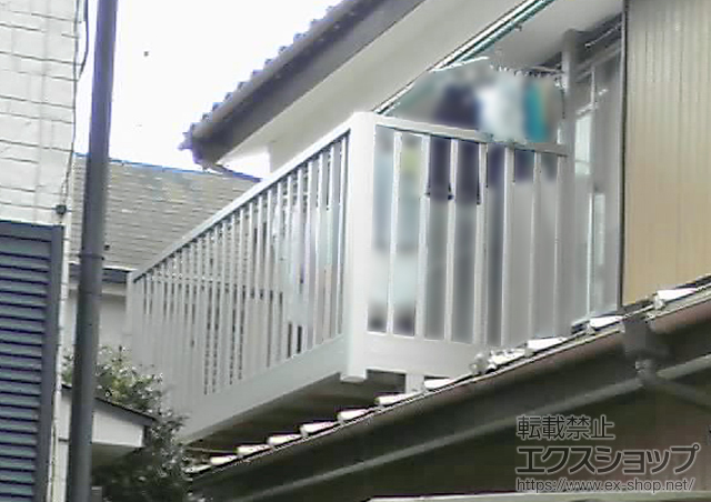 千葉県鎌ケ谷市のLIXIL リクシル（トステム）のバルコニー ビューステージ Hスタイル 屋根置き式 施工例