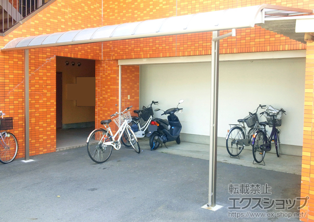 大阪府箕面市のLIXIL リクシル（トステム）のテラス屋根 ライザーテラスII R型 テラスタイプ 単体 積雪〜20cm対応 施工例