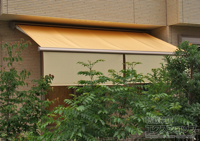 東京都日野市のLIXIL リクシル（トステム）のオーニング・日よけ 彩風CR型 手動式 施工例