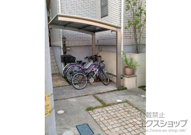 千葉県千葉市ののカーポート カムフィNex R 積雪〜20ｃｍ対応+車止めバーセット 標準タイプ 施工例