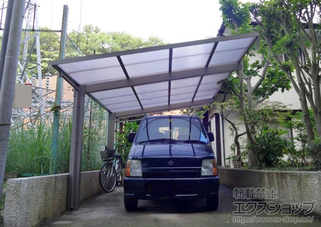 神奈川県逗子市のLIXIL リクシル（トステム）のカーポート サーフポートIII 積雪〜20cm対応 施工例